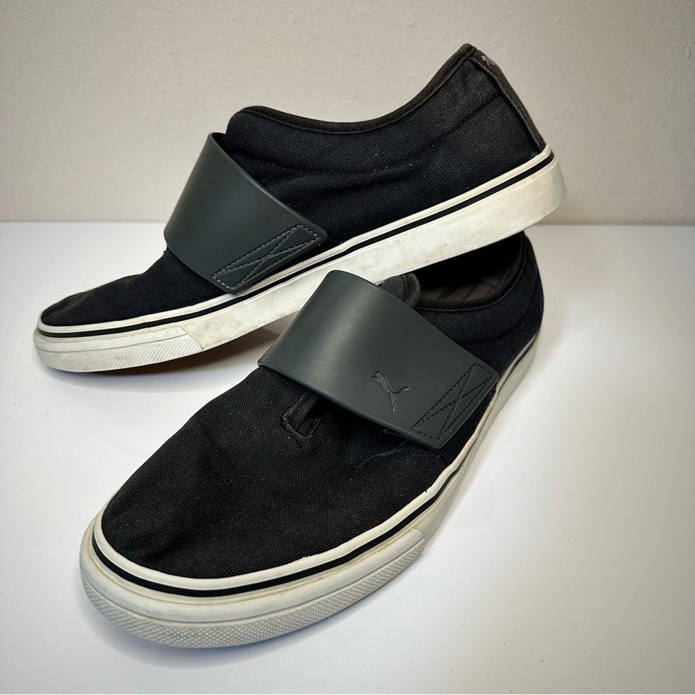Puma menβs vintage canvas sneakers